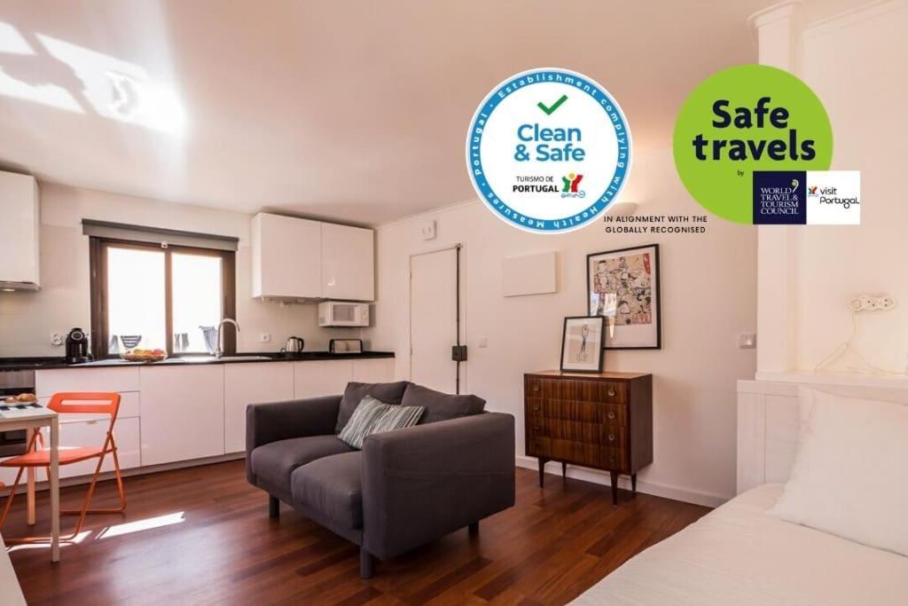 Apartment Cardal Terrace 30486Al & Cardal Studio 49618Al Lissabon